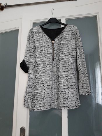 Haut gris noir 40