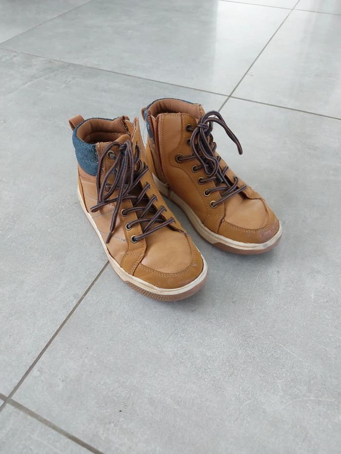 Chaussures montantes bottines