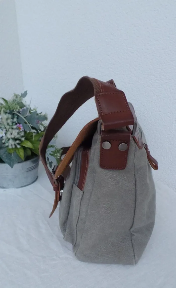 Sac cartable style gibecière Mandoline - photo numéro 10