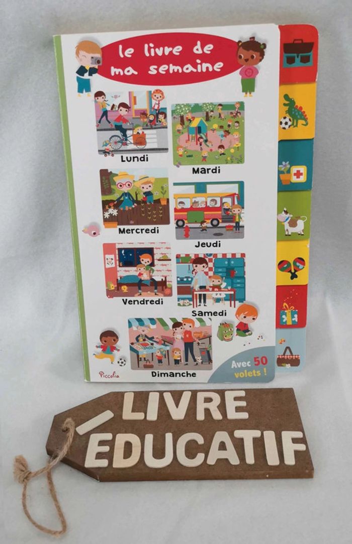 Le livre 📙 de  ma  semaine,  rigide,  avec  50 volets