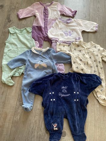 Lot 6 pyjamas 1 mois