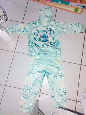 Ensemble jogging stitch