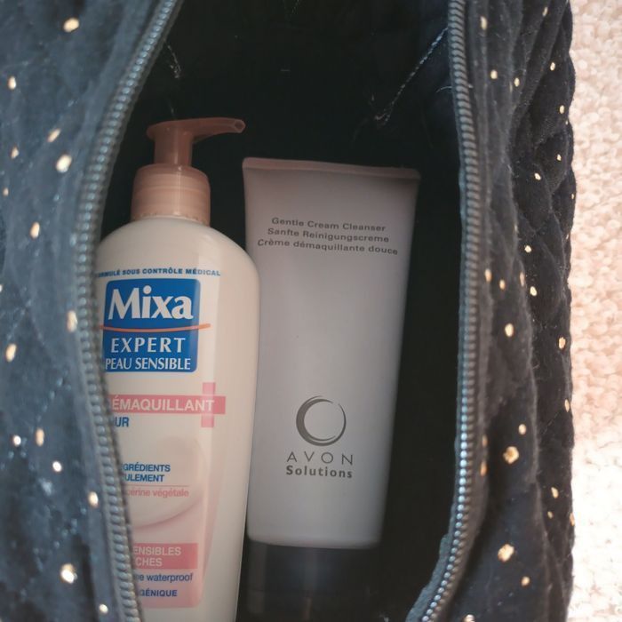 Trousse maquillage 💄 gaze de coton matelassée noire avec paillettes - photo numéro 4