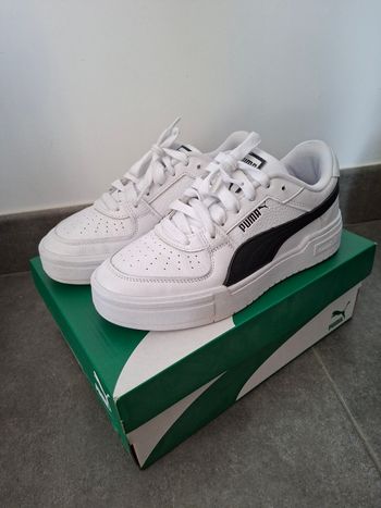 Baskets PUMA ca pro classic Noires blanches 38