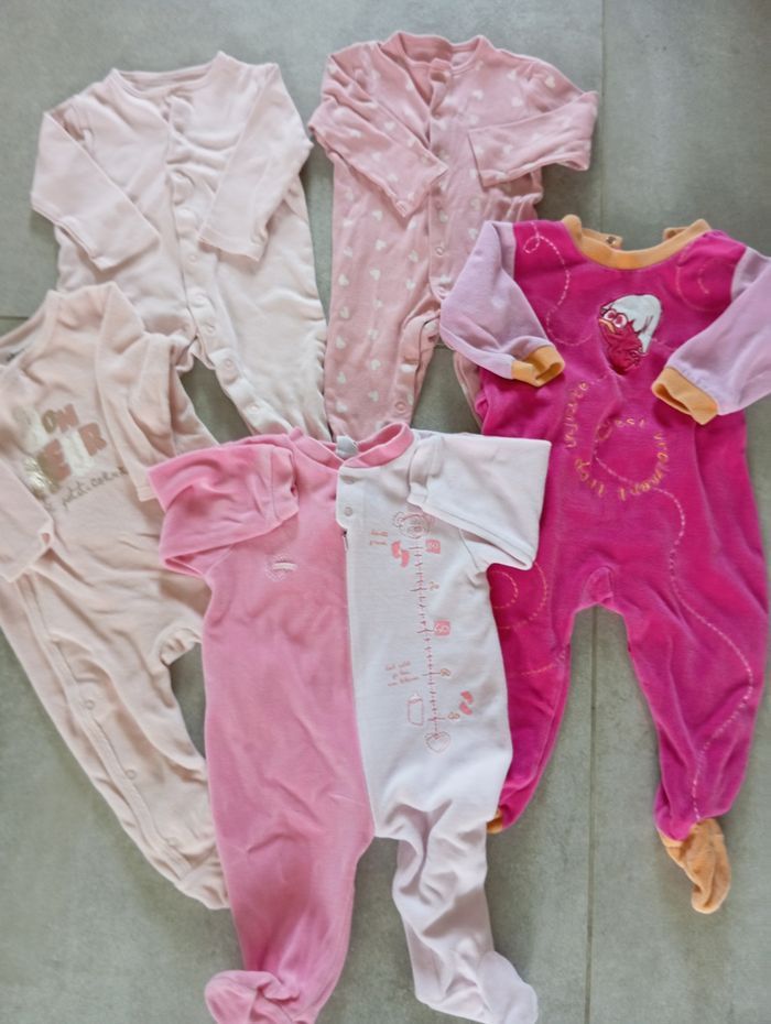 Lot pyjamas fille 12 mois