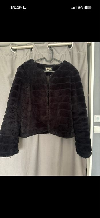 Manteau en fourrure noir