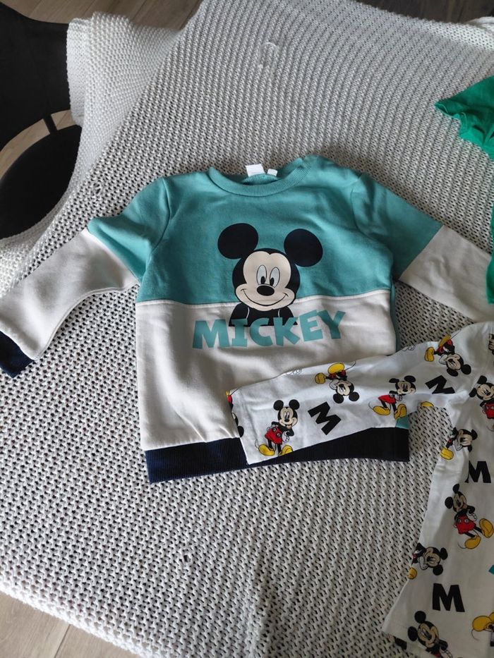 Lot vêtement Mickey garçon 3 ans - photo numéro 5