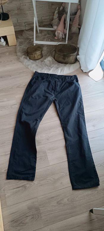 Pantalon Lacoste taille 48