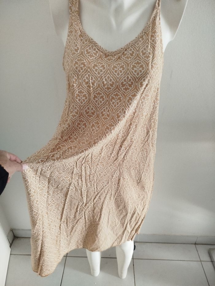 #kytieMfemme. Robe taille M - photo numéro 1