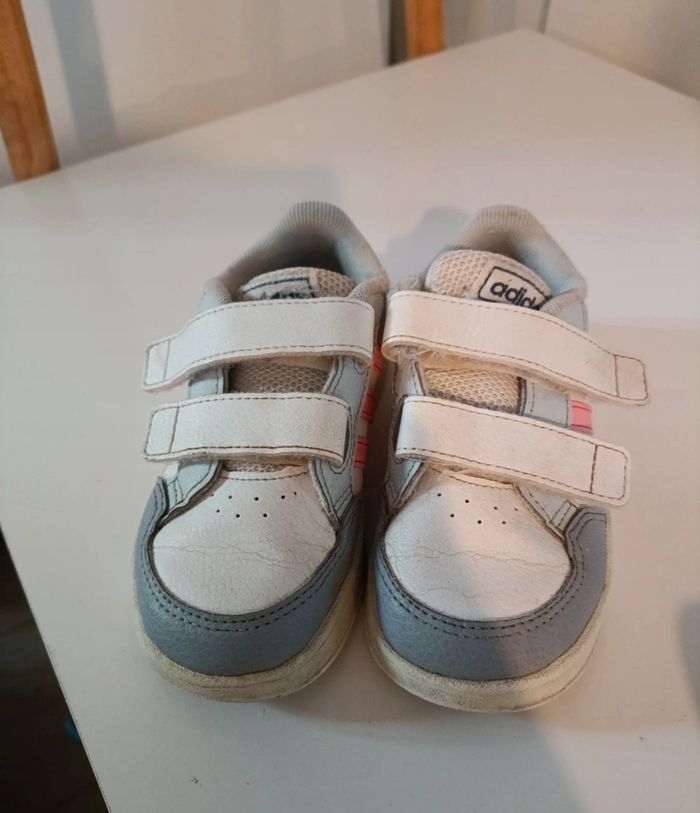 Basket Adidas à scratch - photo numéro 2