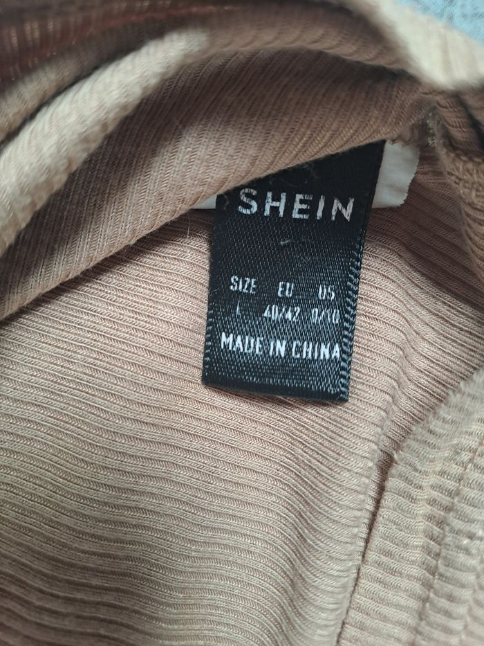 Débardeur crop top femme taille L shein bon état - photo numéro 2