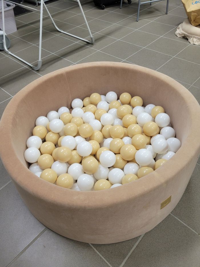 Piscine a boule