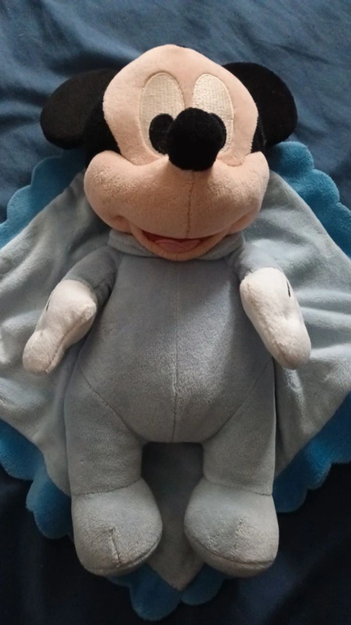 Peluche bébé mickey - photo numéro 3