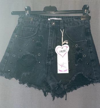 Short en jean noir clouté et destroy – Daysie – Neuf avec étiquette
