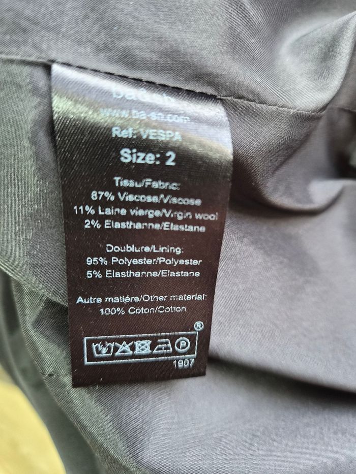 Veste tailleur noire ceinturée – ba&sh – Modèle Vespa – T2 – Très bon état - photo numéro 6