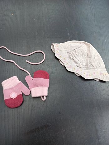 Chapeau + gants fille 3mois