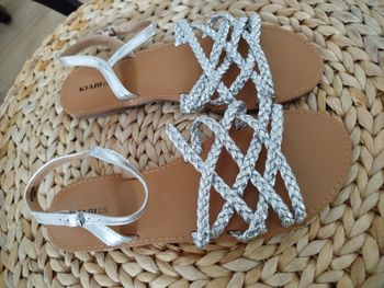 Sandalettes tressées argentées NEUVE 40