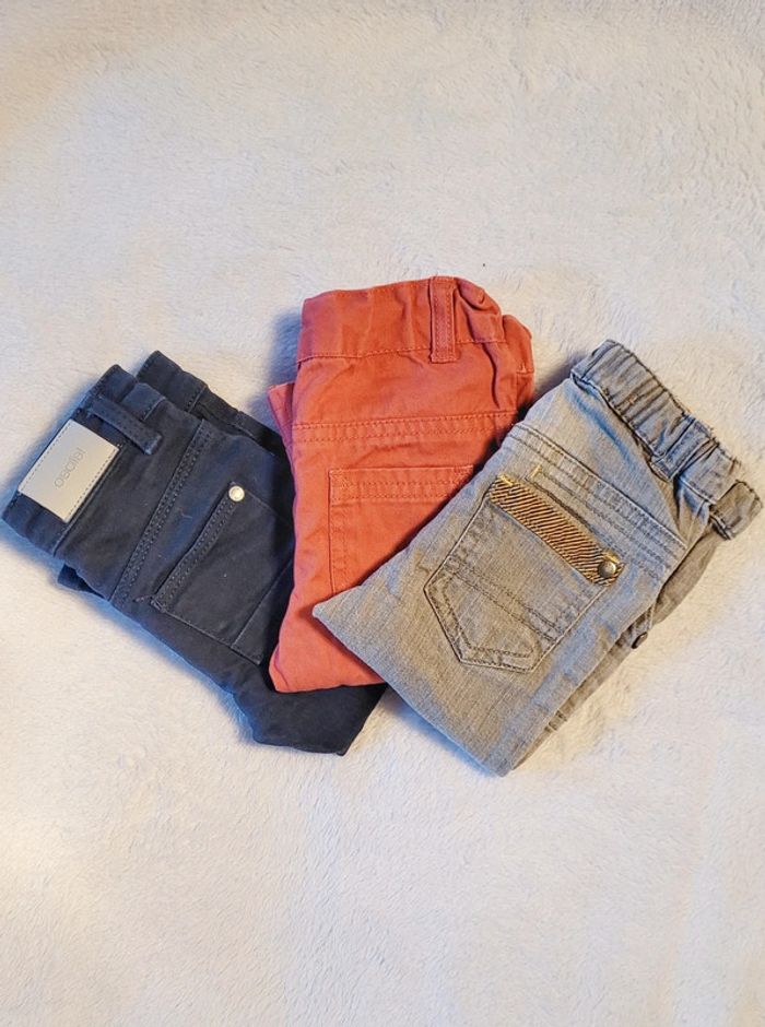 Lot de 3 pantalons 6 mois – Kiabi, Obaïbi & Orchestra