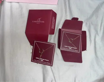 Lot de 3 colliers lamarthe neuf