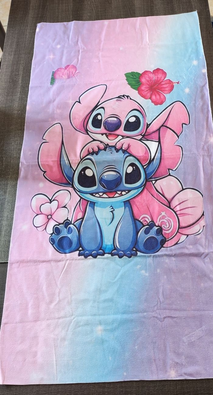 Drap de plage personnalisé stitch - photo numéro 3