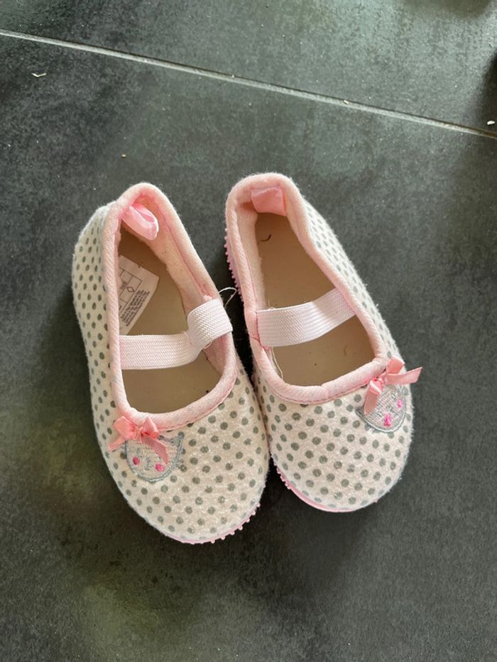 Chaussons pointure 23