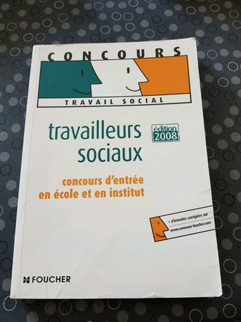 Travailleurs sociaux "concours d'entrée en école et en institut"