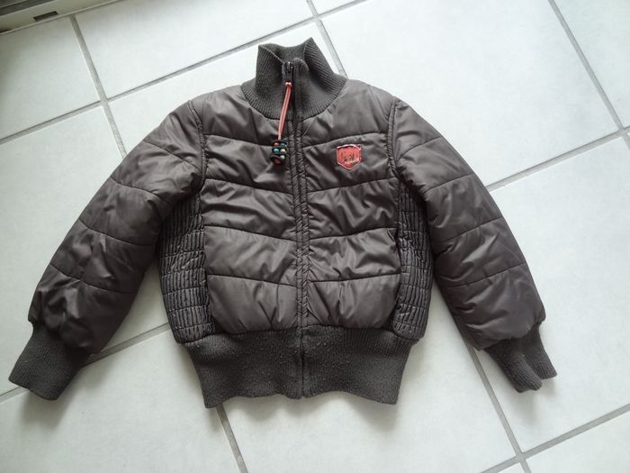 Blouson T 6 ans