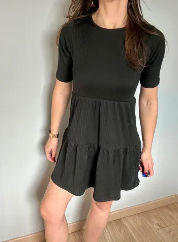 Robe noire côtelée – Boohoo (T36/S)