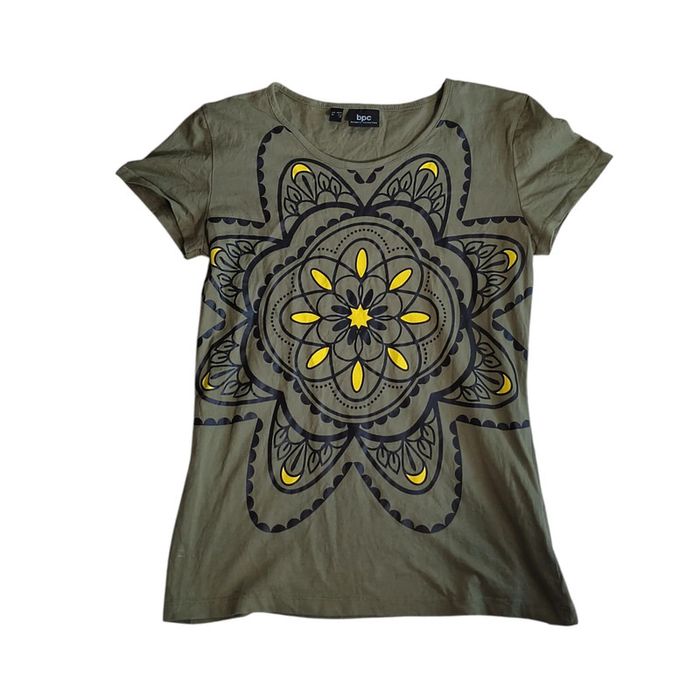 Tee-shirt à manches courtes et short - photo numéro 2