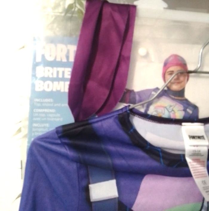 déguisement Fornite taille 13/14 ans neuf - 100% polyester - photo numéro 5