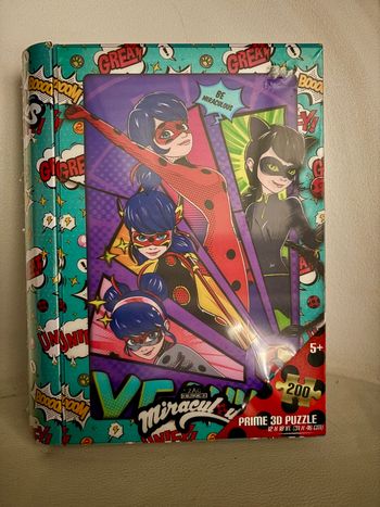 Puzzle 3D Miraculous Ladybug – 200 pièces – Neuf