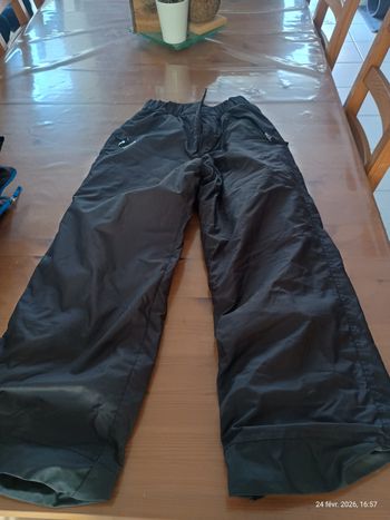 Pantalon ski t. 14 ans
