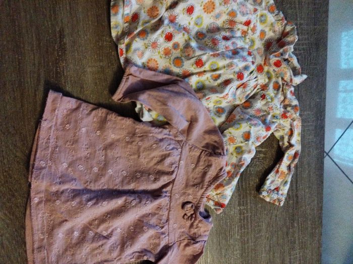 Lot 2 robes taille 6 mois