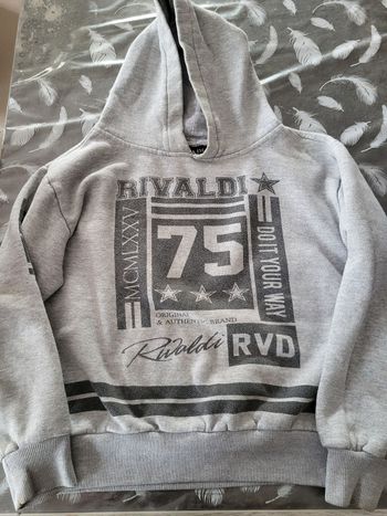 Sweat-shirt à capuche