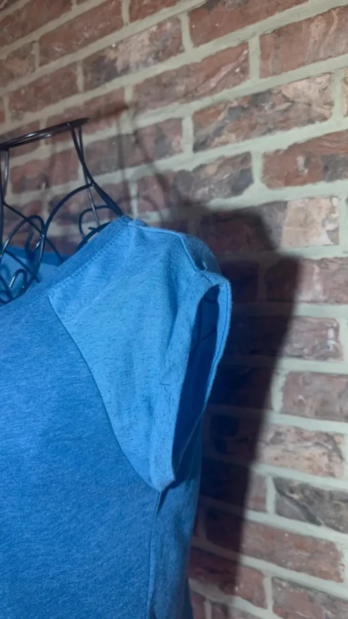 Tshirt bleu Bershka Taille S / 36 - photo numéro 5