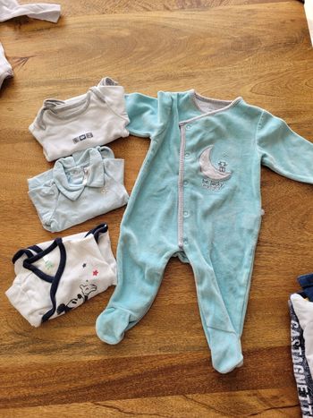Lot pyjama body 3 mois