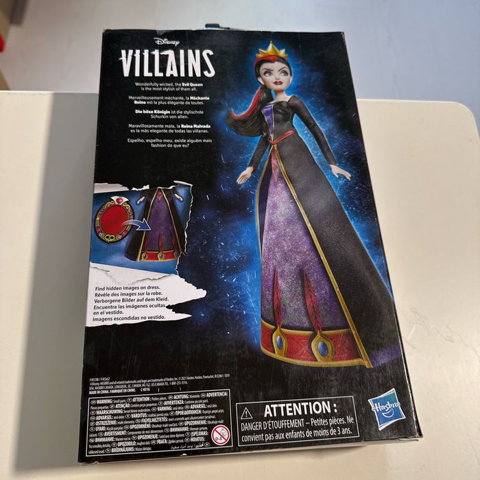 Hasbro Disney Villain evil queen poupée - photo numéro 2