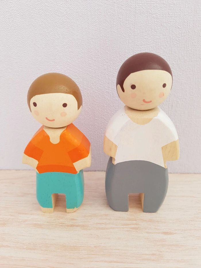 2 figurines en bois Tender leaf toys - photo numéro 3