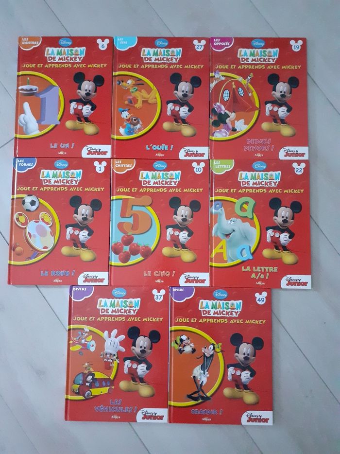 Lot livres la maison de Mickey
