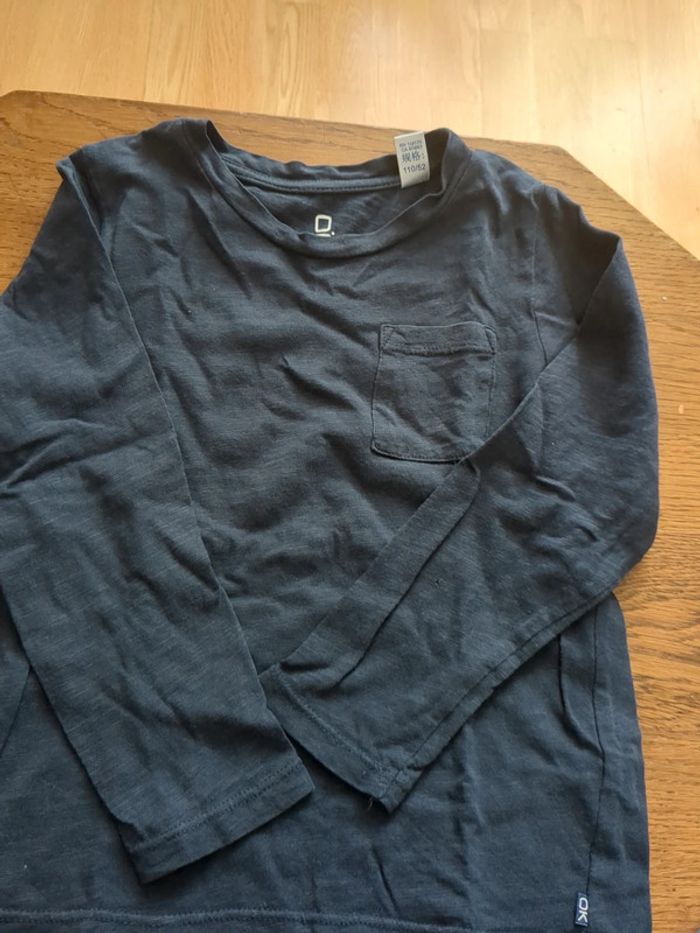 Tee shirt