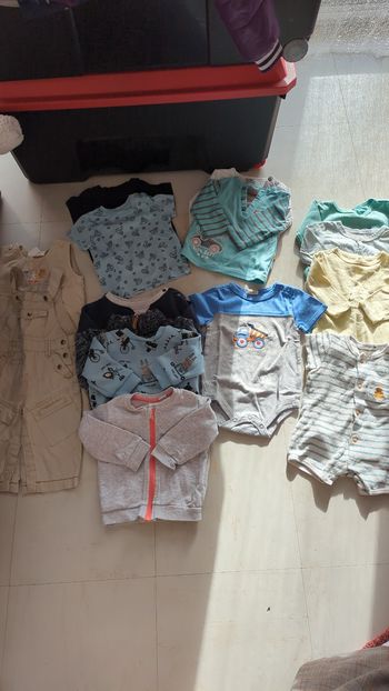 Lot vêtements 6 mois