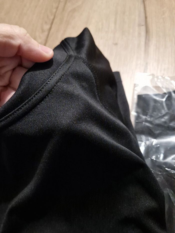 Lot de 2 maillots de sport - photo numéro 5