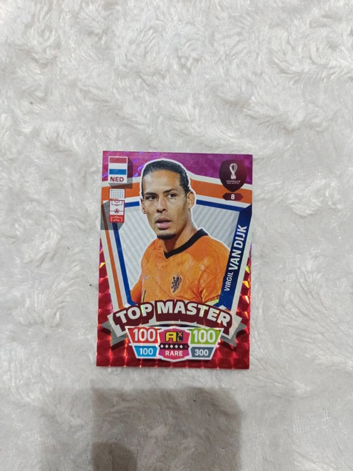 Carte Panini Top Master Virgile Dijk Numéro 8 Rare FIFA World coup Quatar 2022