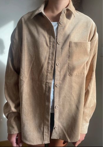 Chemise en velours  XS  Stradivarius