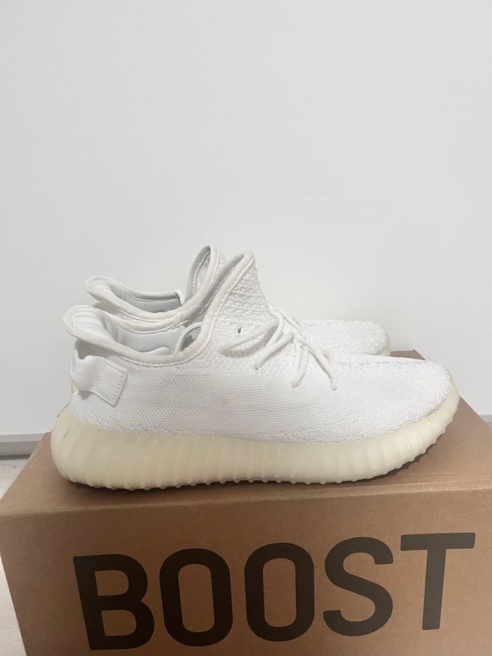 Yeezy 350 v2 triple White - photo numéro 8