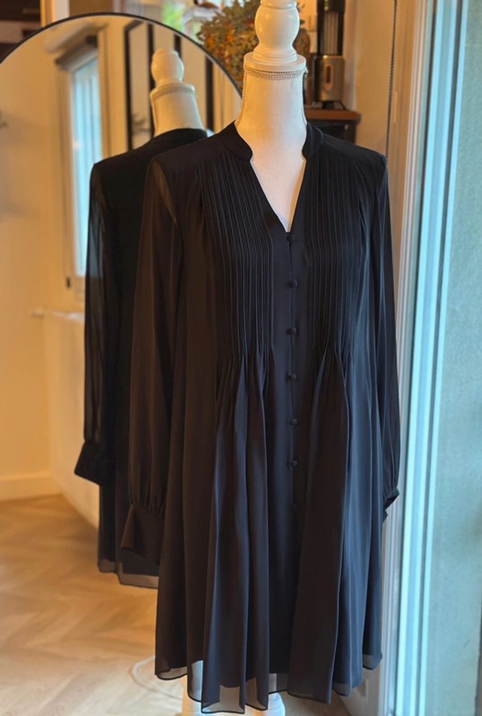 Robe noire Maison 123 Paris en soie plissée taille 38 modèle Coralie