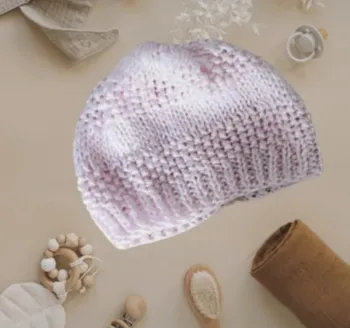 Bonnet rose 1 mois