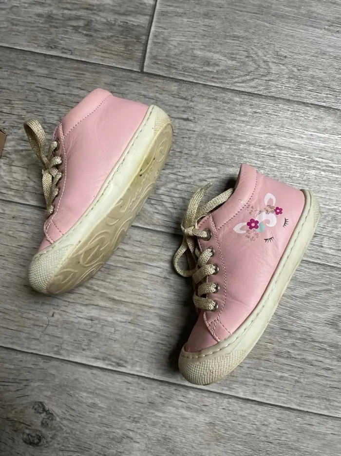 Chaussures Naturino 23 Rose avec lacets doré Motif licorne - photo numéro 4