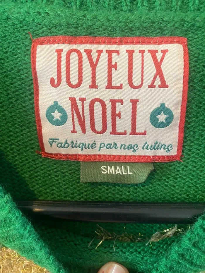 Pull de noël - photo numéro 3