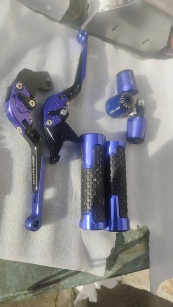 Kit de poignées et embouts de guidon